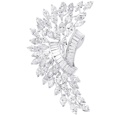 Brooch, White Diamonds, 12.61ct. Total