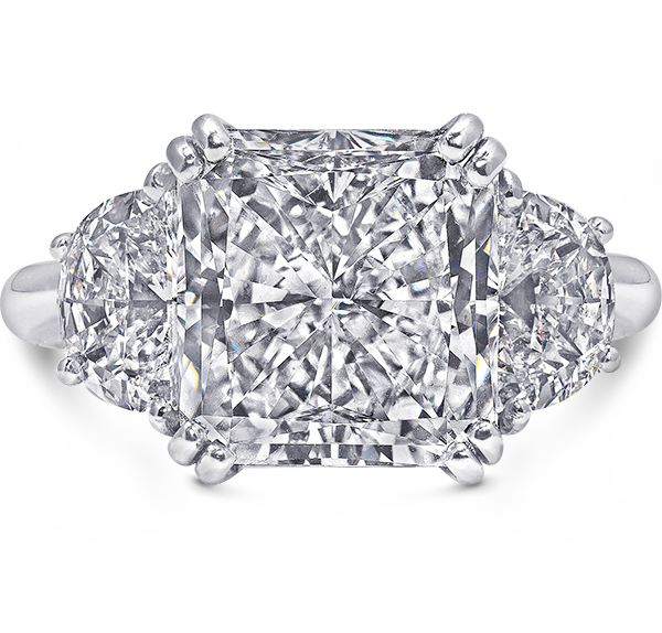 Three Stone Engagement Ring, White Diamonds, 6.20ct. Total